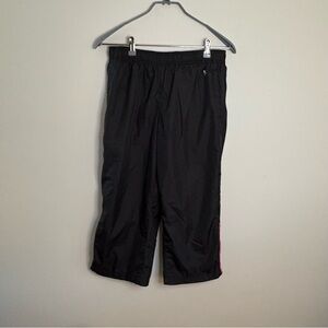 Danskin Black Capris Windpants for Effortless Style and Comfort Womens Small